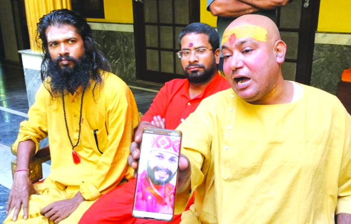 स्वामी यमुनापुरी महाराज के आश्रम से लाखों रूपये की नगदी और कीमती सामान चोरी