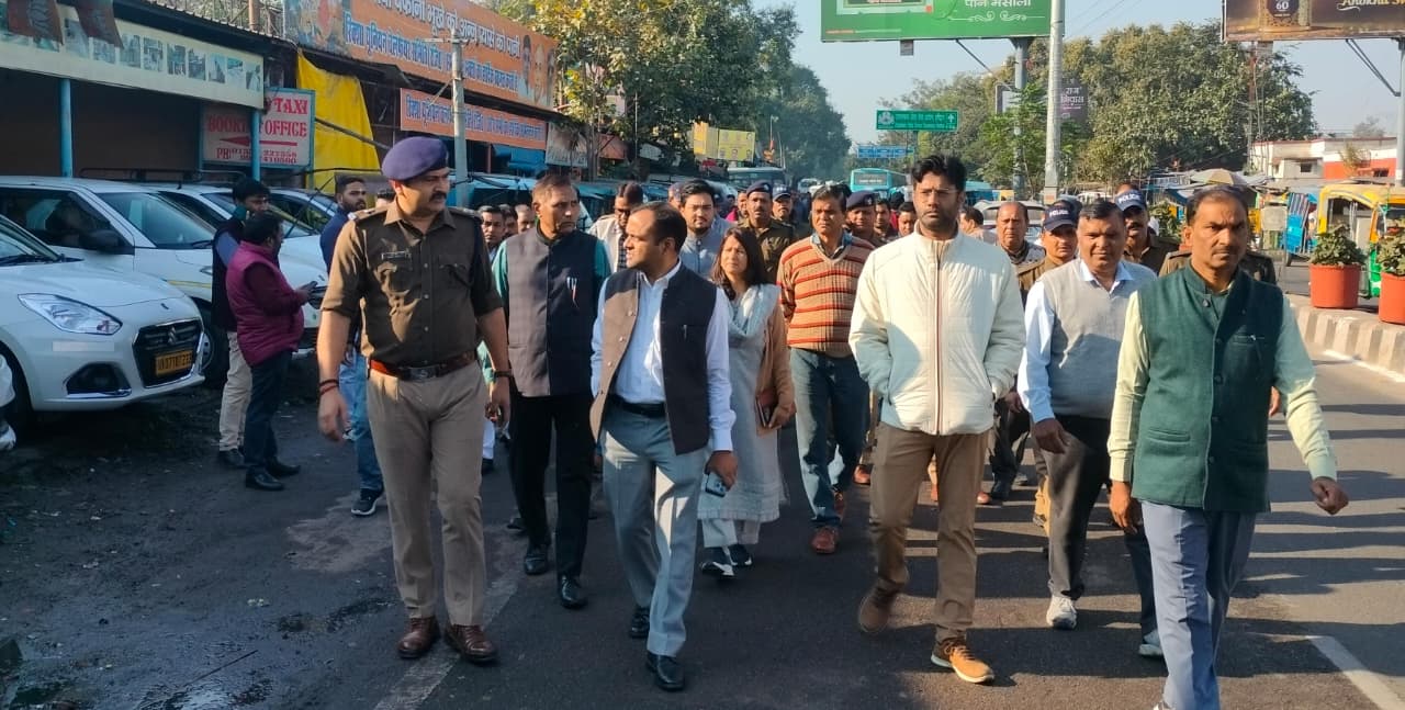 धर्मनगरी हरिद्वार को स्वच्छ एवं क्लीन बनाने के लिए सफाई व्यवस्था को दुरुस्त रखने के सख्त निर्देश