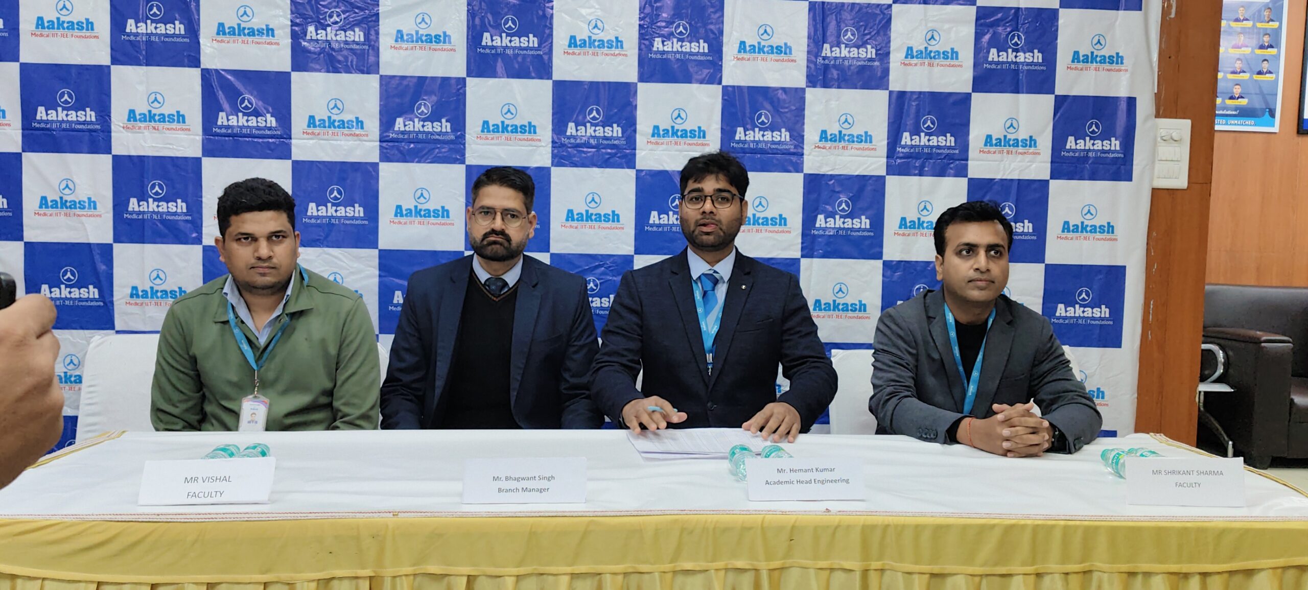 जेईई मेन 2026 में आकाश एजुकेशनल सर्विसेज के छात्रों का शानदार प्रदर्शन